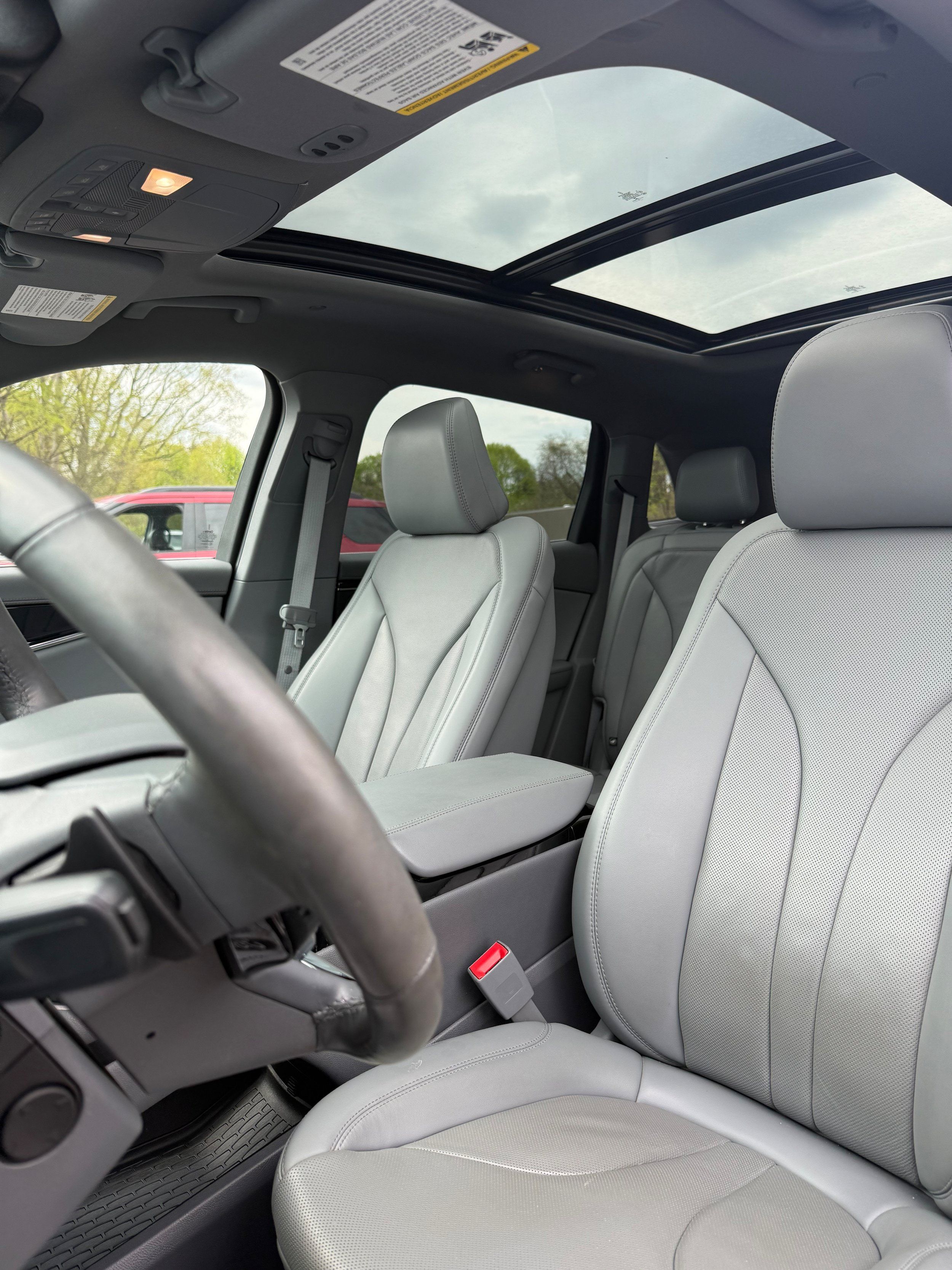 Used 2023 Lincoln Nautilus Reserve w/ Equipment Group 201A AWD/4WD image 9