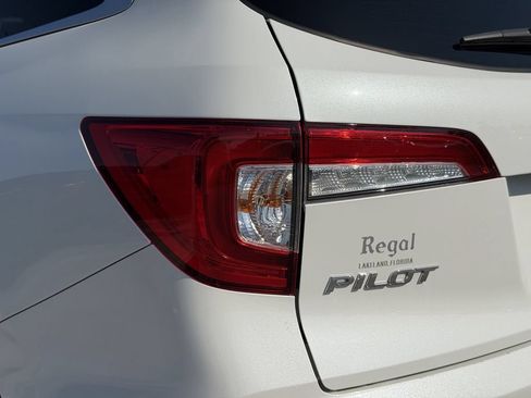 Used 2021 Honda Pilot EX image 11