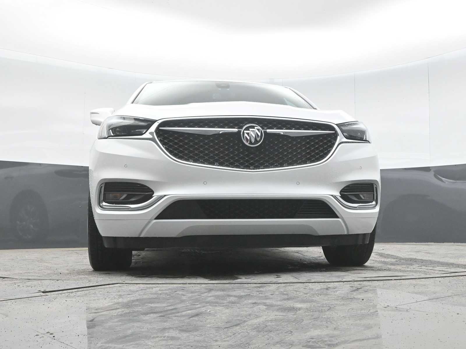 Used 2021 Buick Enclave Avenir w/ Avenir Technology Package AWD/4WD image 27