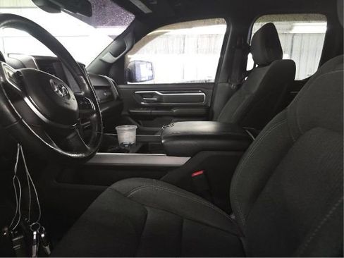 Used 2019 RAM 1500 Big Horn AWD/4WD image 3