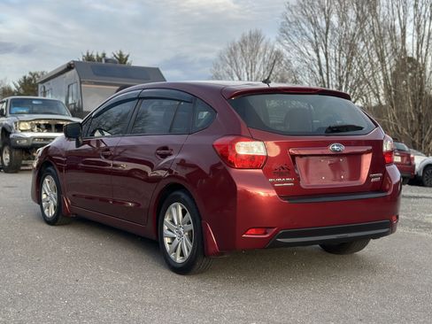 Used 2016 Subaru Impreza 2.0i Premium image 5