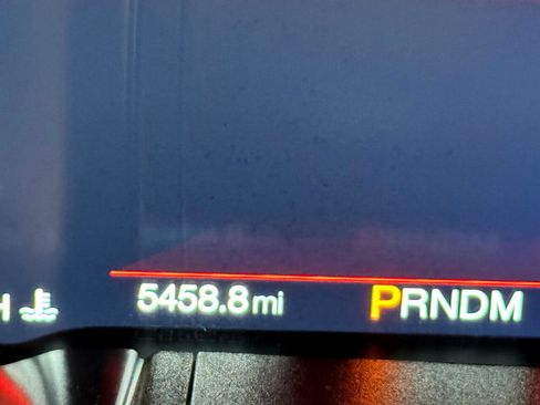 Used 2022 Ford Mustang Shelby GT500 w/ Carbon Fiber Track Pack image 10