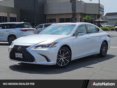 Used 2025 Lexus ES 300h w/ Premium Package