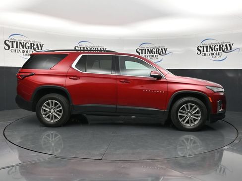 Used 2023 Chevrolet Traverse LT w/ LPO, Floor Liner Package AWD/4WD image 10