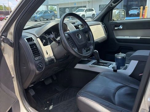 Used 2010 Mercury Mariner Premier FWD image 4