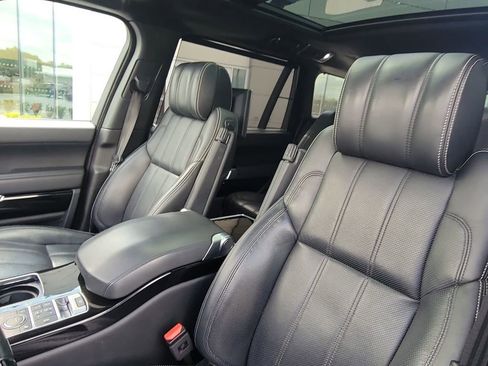 Used 2015 Land Rover Range Rover Long Wheelbase Autobiography image 26