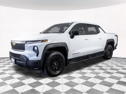 Used 2024 Chevrolet Silverado EV W/T AWD/4WD image 13