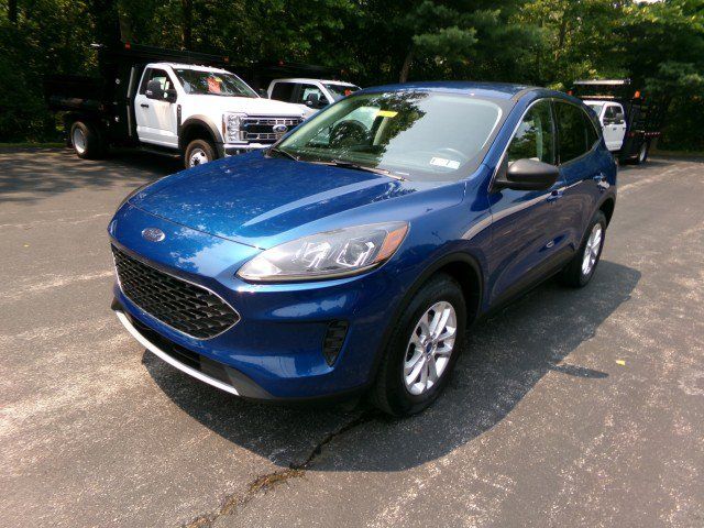 Used 2022 Ford Escape SE w/ Convenience Package AWD/4WD image 3