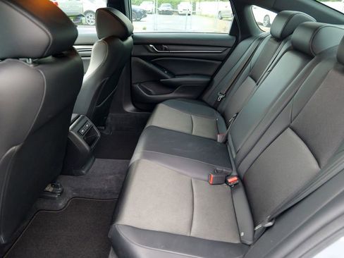 Used 2022 Honda Accord Sport image 25