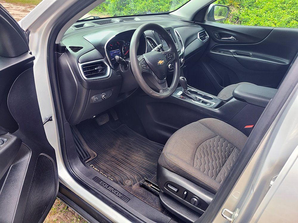 Used 2021 Chevrolet Equinox LT FWD image 12
