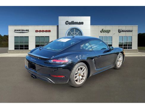 Used 2023 Porsche 718 Cayman RWD image 3