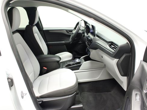 Used 2024 Ford Escape Active image 14