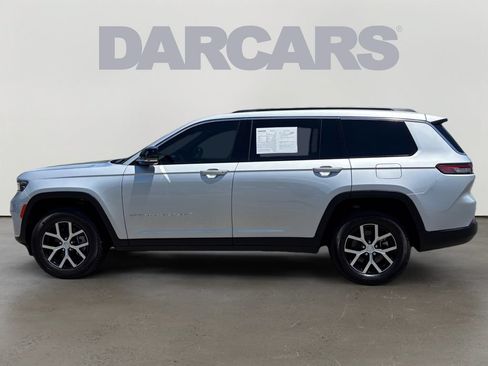 Used 2025 Jeep Grand Cherokee L Limited w/ Trailer Tow Package AWD/4WD image 4
