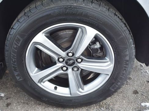 Used 2024 Ford Edge SEL w/ Convenience Package image 51