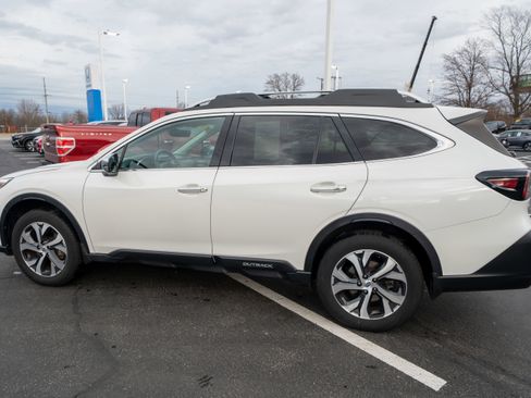 Used 2021 Subaru Outback Touring w/ Popular Package #2 image 4