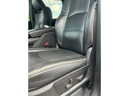 Used 2022 RAM 3500 Limited w/ Night Edition AWD/4WD image 18