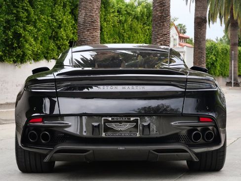 Used 2019 Aston Martin DBS Superleggera image 2