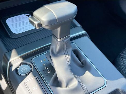 New 2027 Kia Seltos S FWD image 16