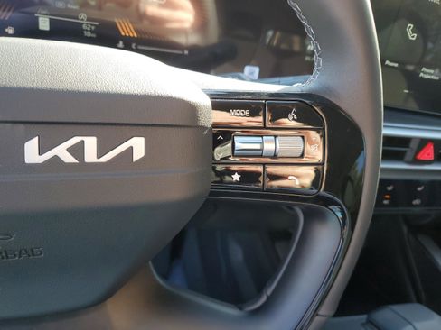 New 2026 Kia Sorento LX image 29