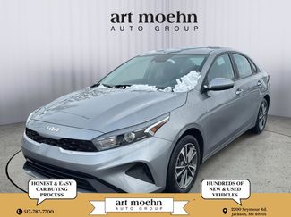 Used 2023 Kia Forte LXS video 1