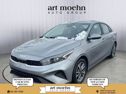 Used 2023 Kia Forte LXS image 1