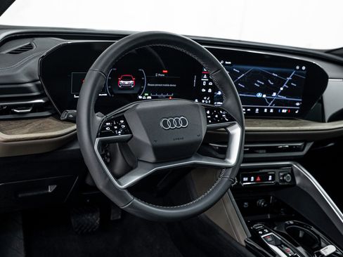 Certified 2025 Audi Q5 Premium Plus w/ Premium Plus image 11