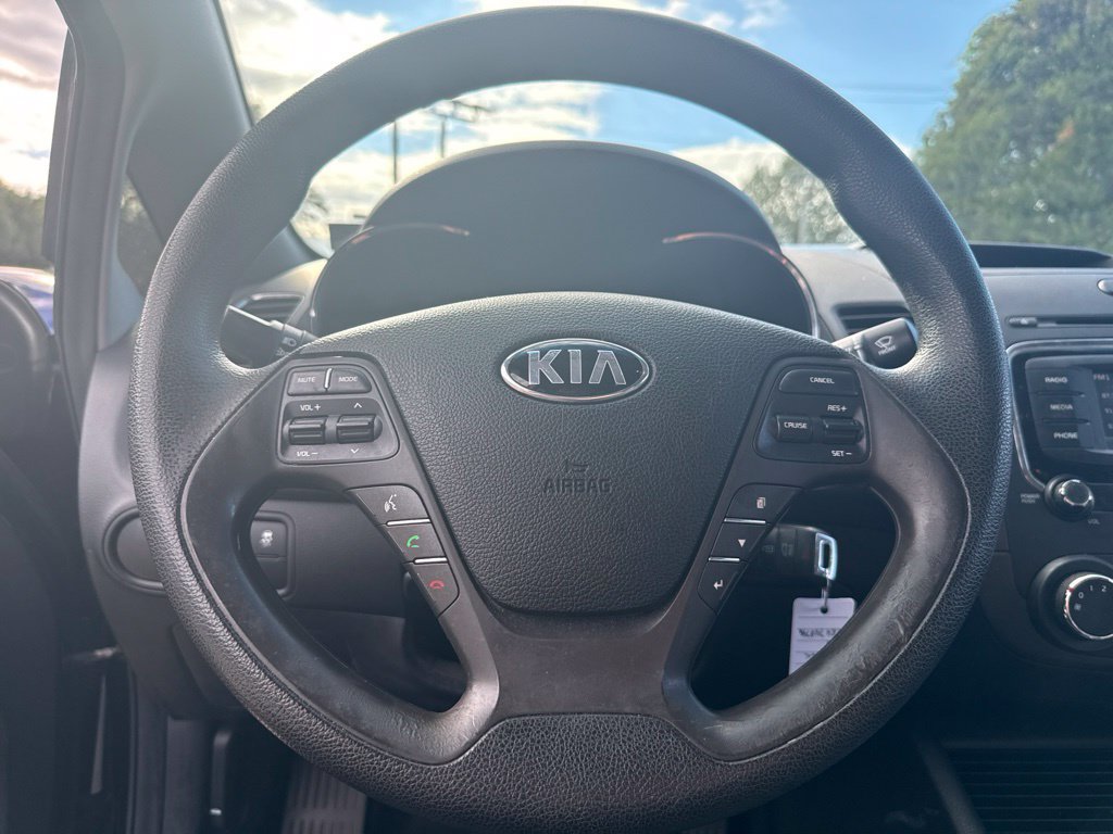 Used 2017 Kia Forte LX w/ LX Popular Package FWD image 7