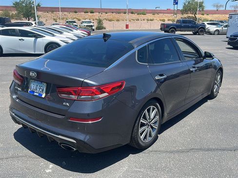 Used 2019 Kia Optima EX w/ EX Premium Package FWD image 3