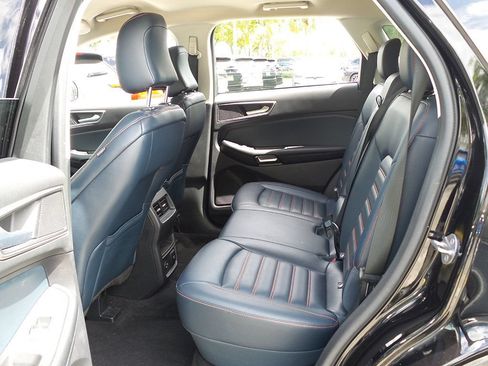 Used 2022 Ford Edge SEL w/ Sport Appearance Package AWD/4WD image 30