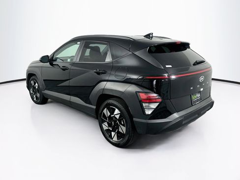 Used 2025 Hyundai Kona SEL FWD image 5