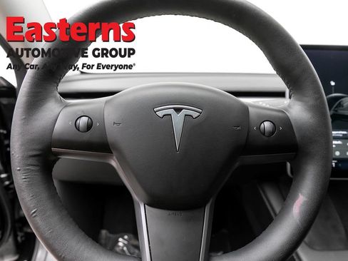 Used 2021 Tesla Model 3 Standard Range Plus RWD image 10