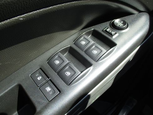 Used 2018 Chevrolet Colorado ZR2 image 31