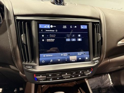 Used 2022 Maserati Levante GT image 31