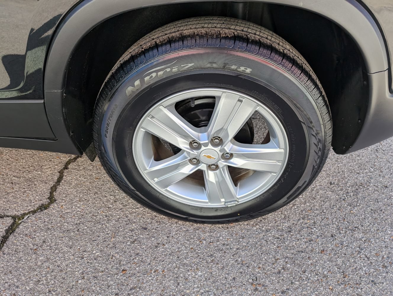 Used 2020 Chevrolet Trax LS FWD image 26