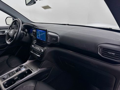 Used 2020 Ford Explorer ST w/ ST Street Pack image 38