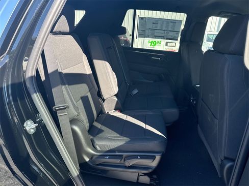 New 2026 Chevrolet Tahoe LS image 29