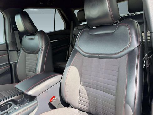 Certified 2025 Ford Explorer ST-Line RWD image 25