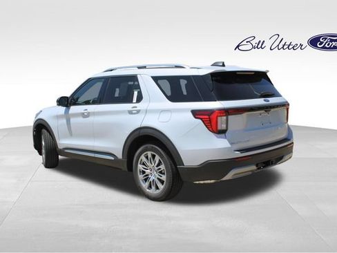 New 2026 Ford Explorer Platinum RWD image 4