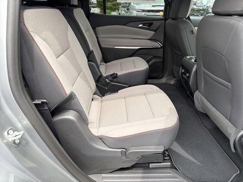 New 2026 Chevrolet Traverse LT FWD image 17