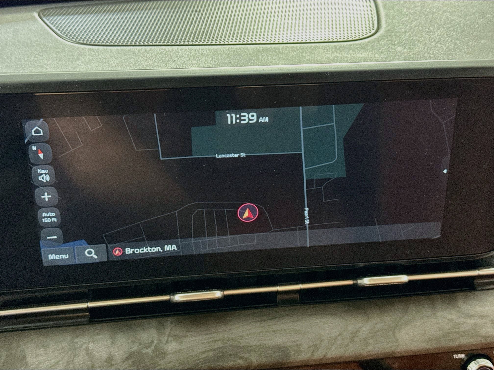 Used 2024 Kia Carnival SX FWD image 2
