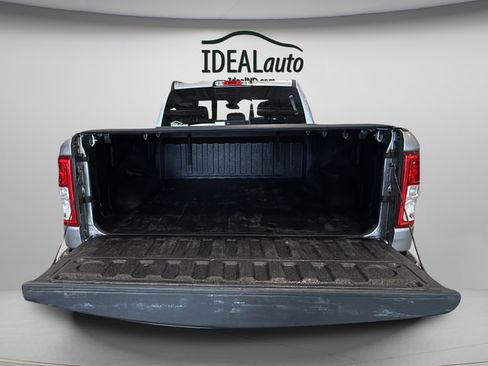 Used 2019 RAM 1500 Big Horn AWD/4WD image 18