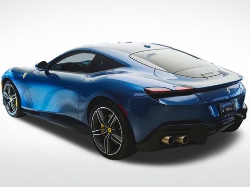 Used 2024 Ferrari Roma image 3