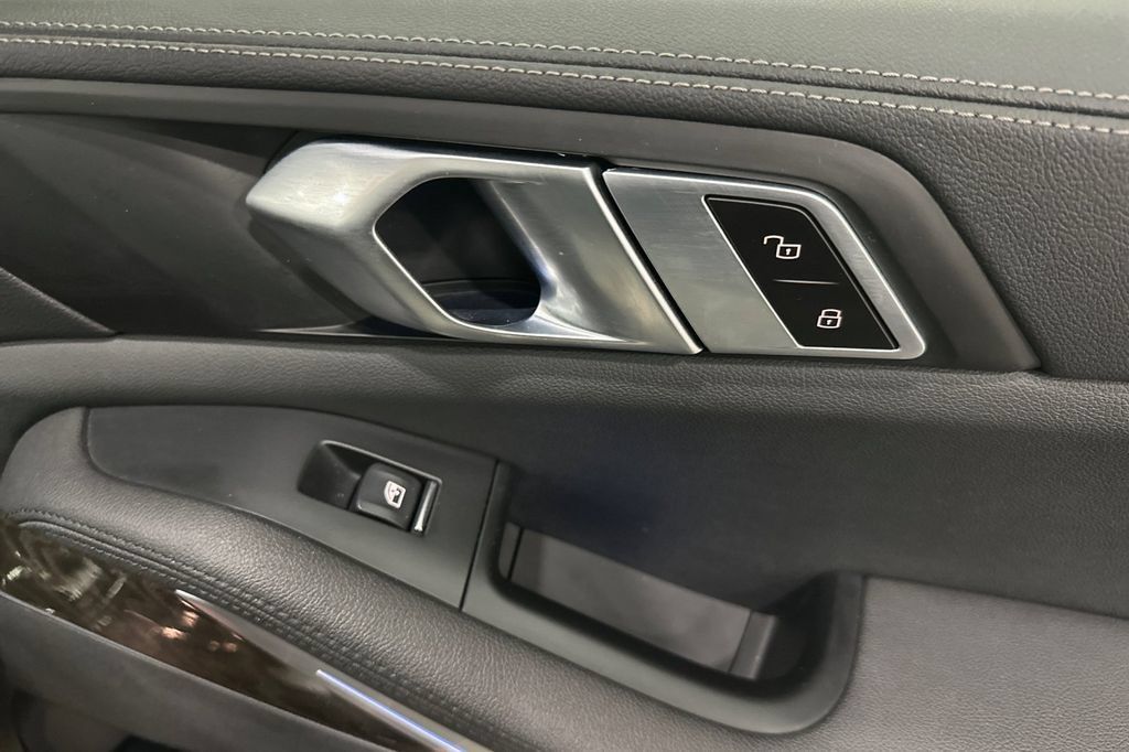 Used 2022 BMW X5 xDrive45e AWD/4WD image 20