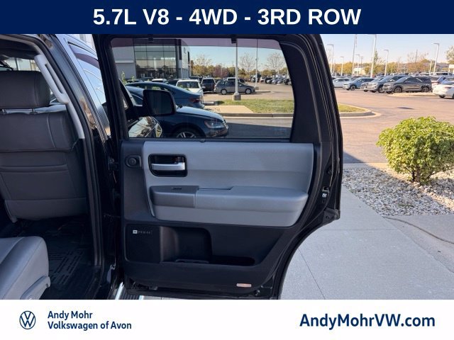 Used 2017 Toyota Sequoia Limited w/ Safety & Convenience Package AWD/4WD image 17