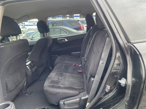 Used 2015 Nissan Pathfinder S image 17