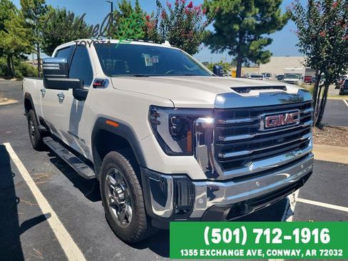 Used 2025 GMC Sierra 2500 SLT w/ SLT Premium Package AWD/4WD image 4