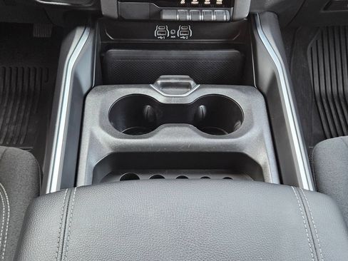 Used 2025 RAM 1500 Big Horn AWD/4WD image 12