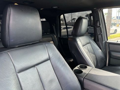 Used 2017 Ford Expedition XLT w/ Equipment Group 202A image 27