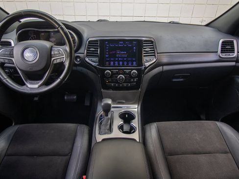 Used 2020 Jeep Grand Cherokee Altitude RWD image 40