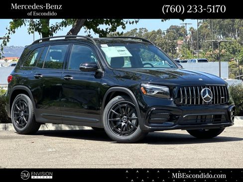 Used 2025 Mercedes-Benz GLB 35 AMG 4MATIC image 1